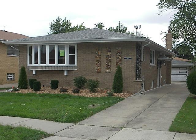 8955 S Francisco Ave., Evergreen Park, IL 60805