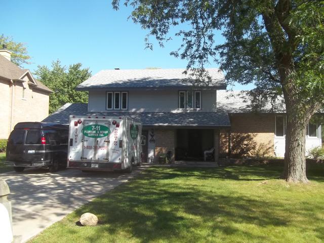 300 60th Ct., Willowbrook, IL 60527