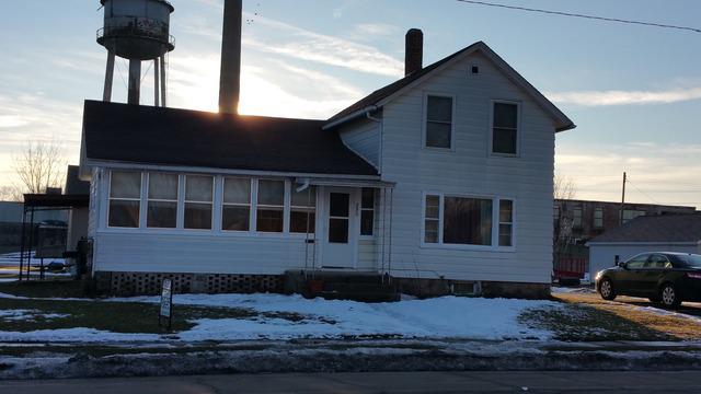 230 S Mason Ave., Amboy, IL 61310