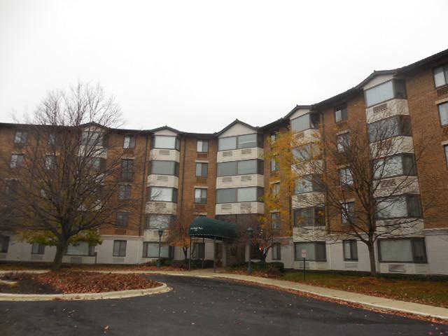 470 Fawell Blvd. #213, Glen Ellyn, IL 60137