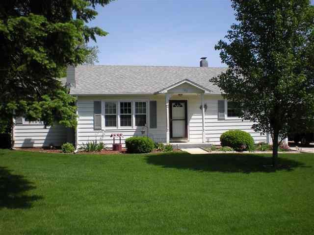 182 W Willow Alley, Lanark, IL 61046