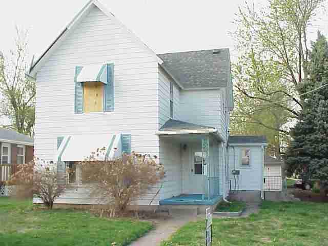 929 10th Ave., Fulton, IL 61252
