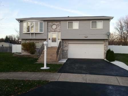 3037 Rosiclaire Ct., South Chicago Heights, IL 60411