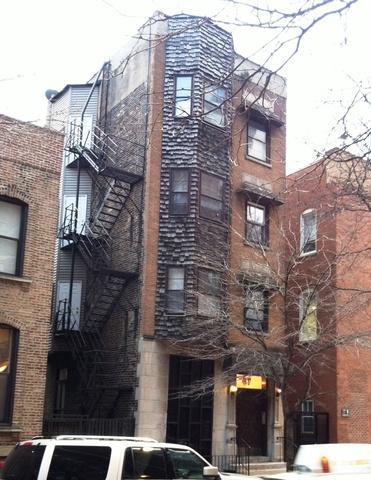 67 W Chestnut St., Chicago, IL 60610