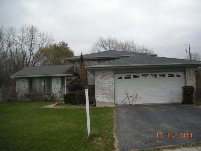 3041 Rosiclaire Ct., South Chicago Heights, IL 60411