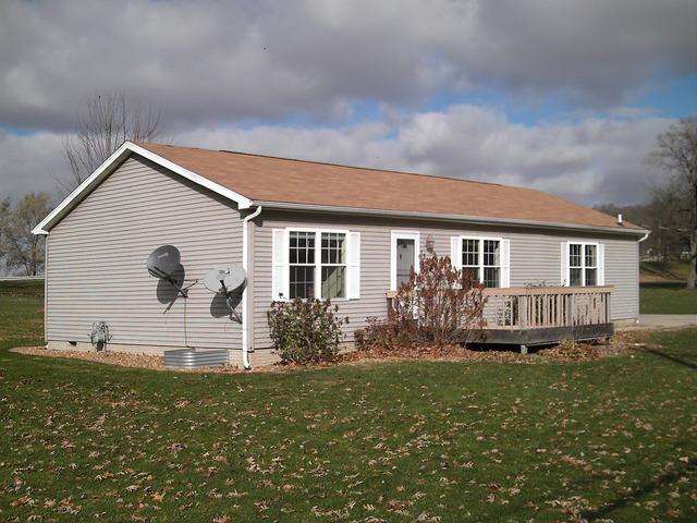 130 Jensen St., Bureau, IL 61315