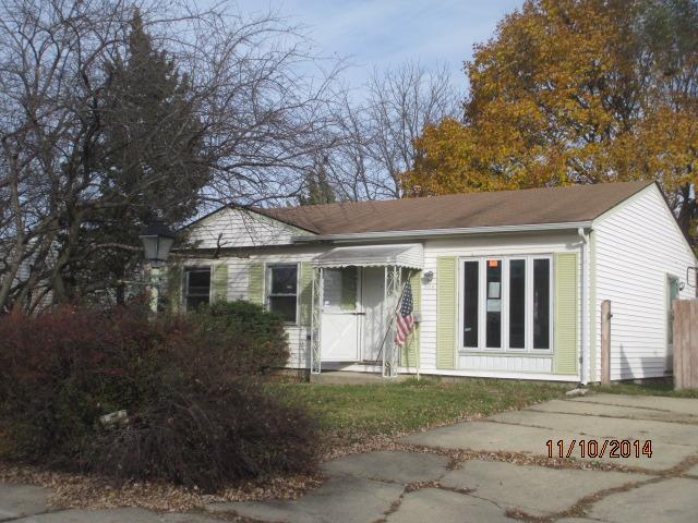 305 Ridge Cir., Streamwood, IL 60107