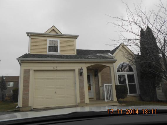817 Buckingham Ct., Mundelein, IL 60060