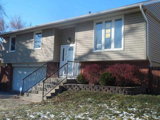 910 Sunnydale Blvd., Streamwood, IL 60107