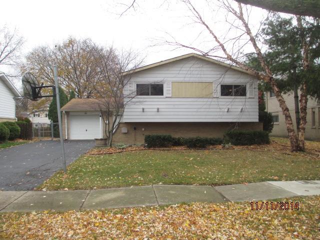 301 Marshall Dr., Des Plaines, IL 60016