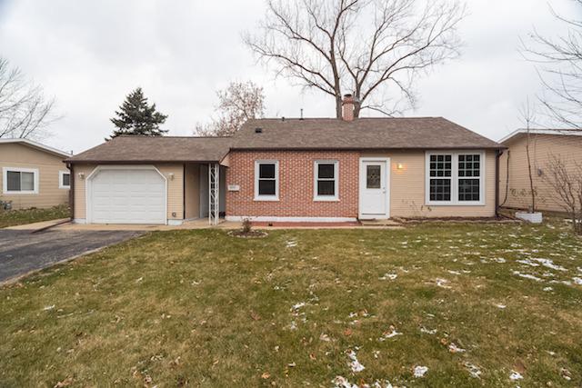 100 Edgewood Dr., Streamwood, IL 60107