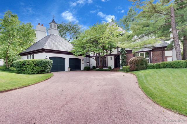 1202 Burr Ridge Club, Burr Ridge, IL 60527
