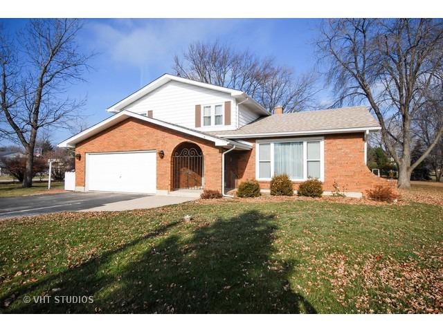 17 Gastville St., Aurora, IL 60503