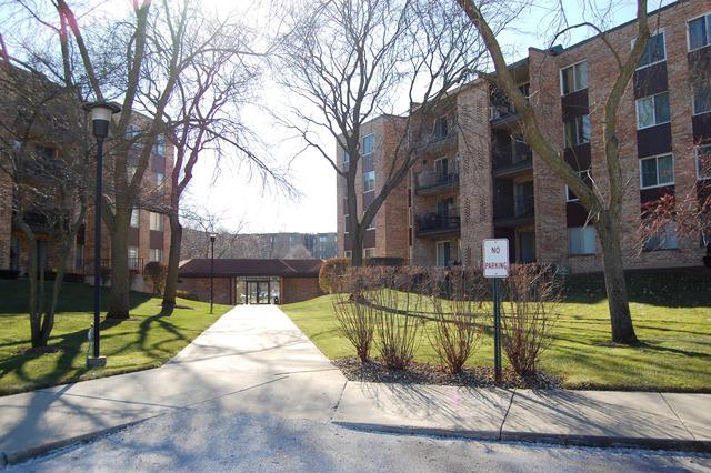 502 W Huntington Commons Rd. #235, Mount Prospect, IL 60056