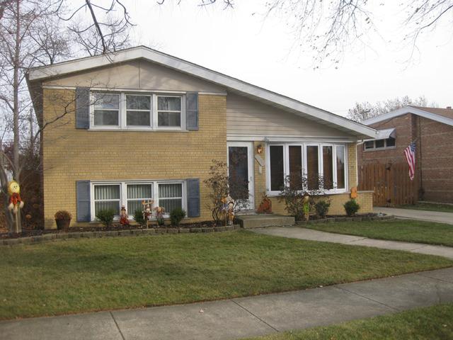 10131 Minnick Ave., Oak Lawn, IL 60453