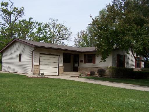 4308 Front Royal Dr., Mchenry, IL 60050