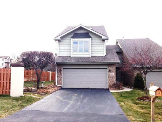 9001 Del Prado Dr., Palos Hills, IL 60465