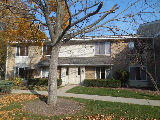 1740 Robin Ln. #A, Hoffman Estates, IL 60169