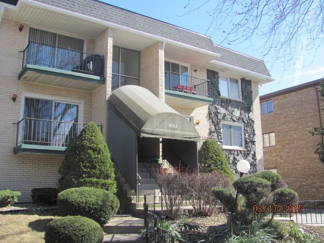 10315 Austin Ave. #16, Oak Lawn, IL 60453