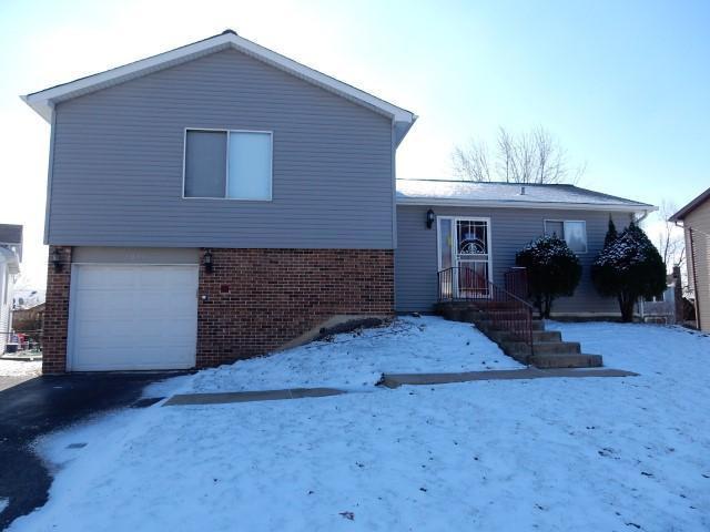 1059 Ridgewood Dr., Bolingbrook, IL 60440