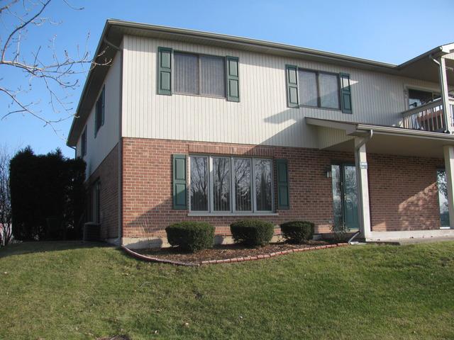11020 Eagle Dr. #4C, Palos Hills, IL 60465