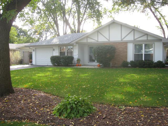 1517 Sequoia Ln., Darien, IL 60561