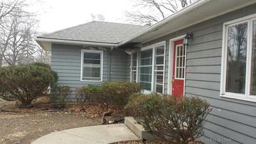 568 S Smith Blvd., Aurora, IL 60505