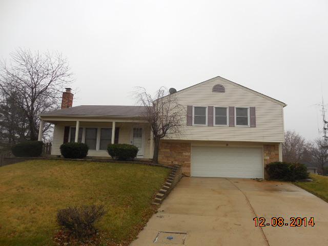 9 Portsmouth Ct., Schaumburg, IL 60194