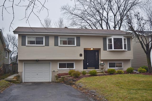 1214 Wilson Ave., Wheaton, IL 60189