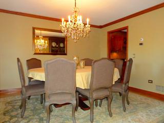 4920 Kings Way West, Gurnee, IL 60031
