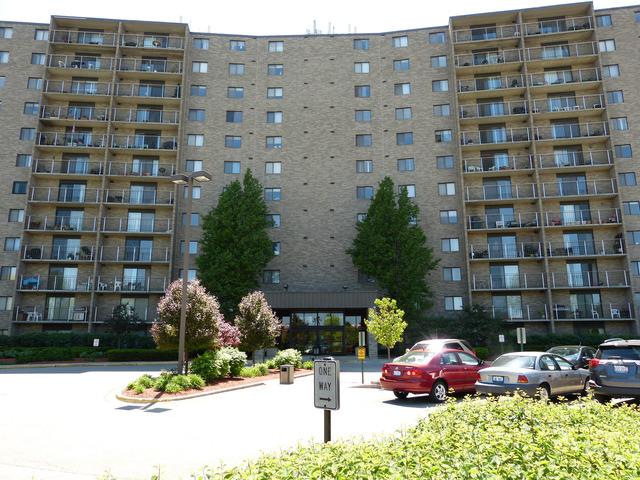 6340 Americana Dr. #103, Willowbrook, IL 60527