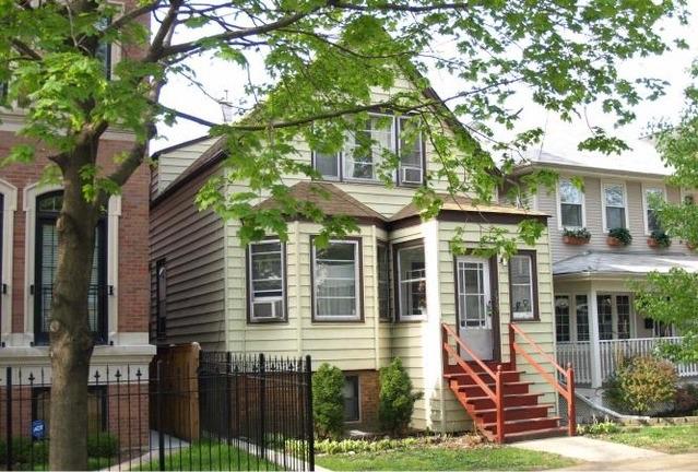 1927 W Nelson St., Chicago, IL 60657
