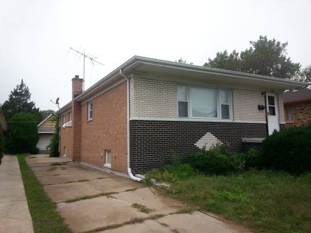 378 Mackinaw Ave., Calumet City, IL 60409