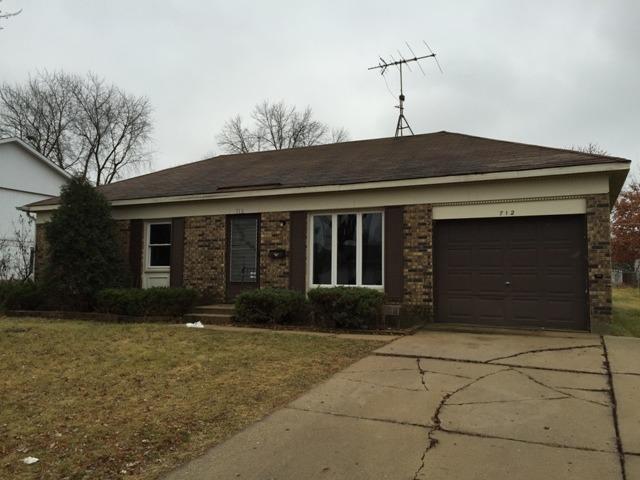 712 Stowell Ave., Streamwood, IL 60107