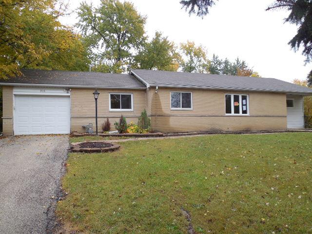 995 Aspen St., Hoffman Estates, IL 60169