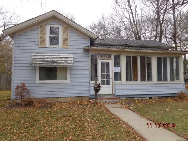 377 Cedar St., Aurora, IL 60506