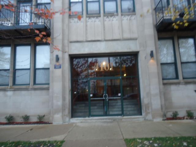4101 S Michigan Ave. #211, Chicago, IL 60653