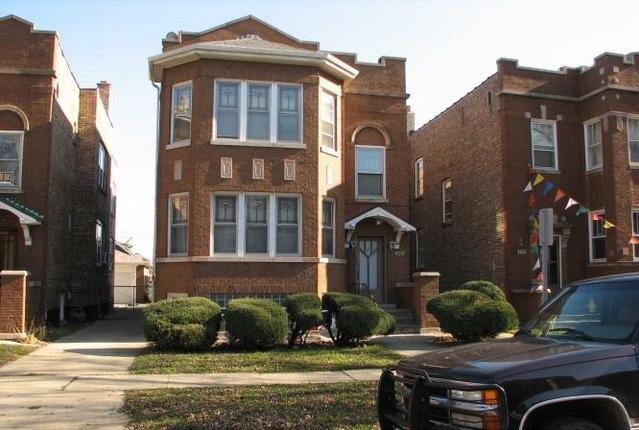 1907 Clarence Ave., Berwyn, IL 60402