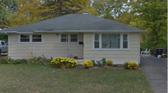 203 Rouse Ave., Mundelein, IL 60060