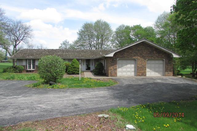 686 Golf Club Ln., Frankfort, IL 60423