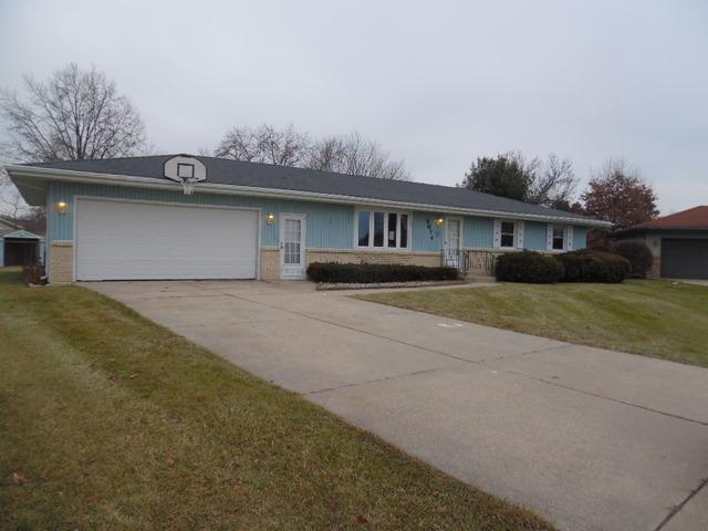 4674 Vega Ct., Machesney Park, IL 61115