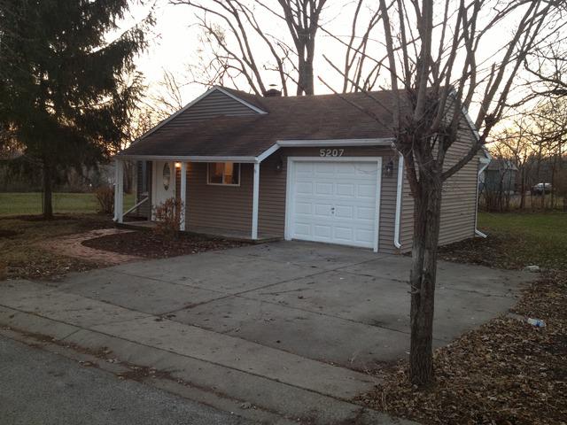5207 N Leeside St., Mchenry, IL 60050