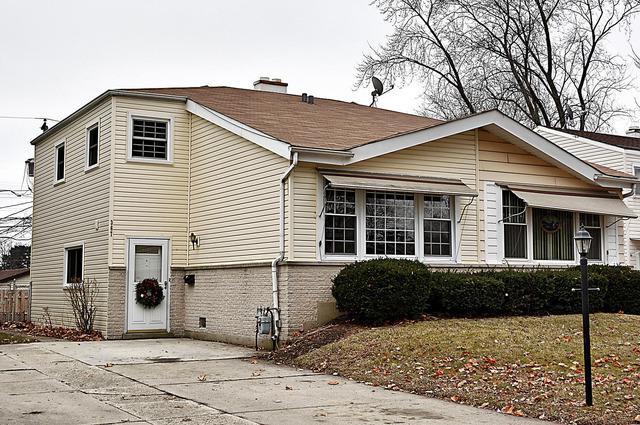 367 N 4th Ave. #B, Des Plaines, IL 60016