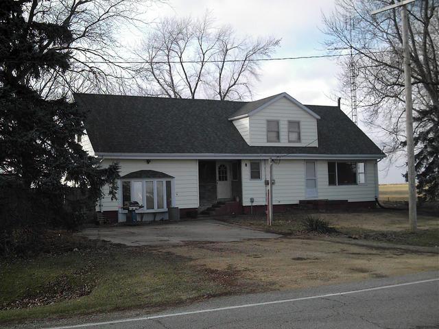 406 N East St., Dover, IL 61323