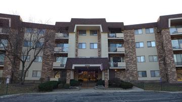 3350 N Carriageway Dr. #404, Arlington Heights, IL 60004