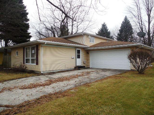 37 Hilltop Dr., Bourbonnais, IL 60914