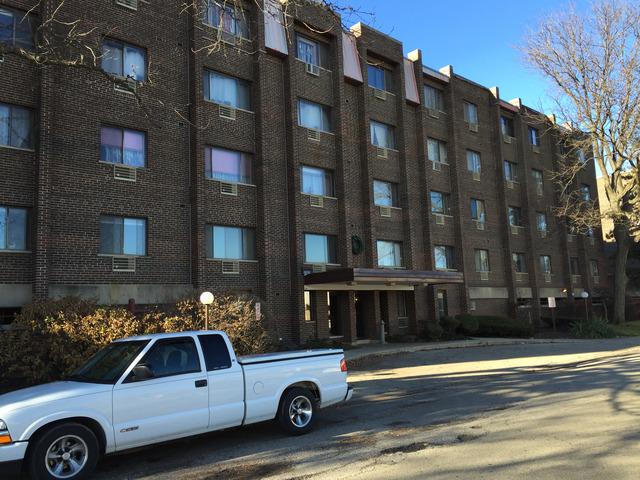 4624 N Commons Dr. #406, Chicago, IL 60656