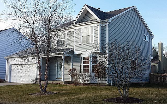 1273 Regent Dr., Mundelein, IL 60060