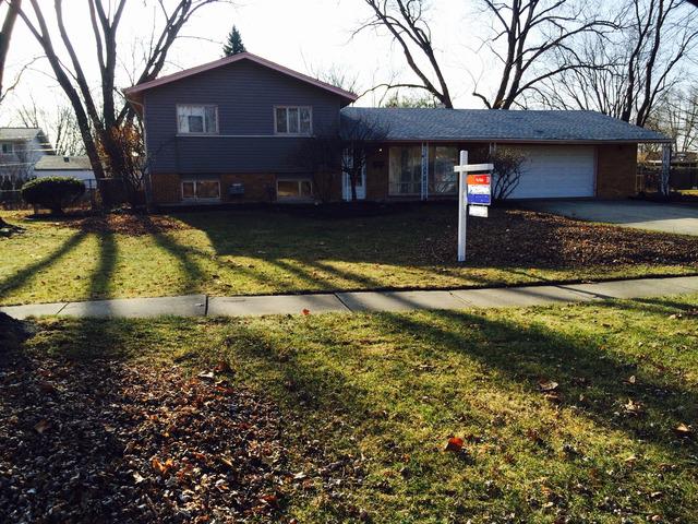 595 Alcoa Ln., Hoffman Estates, IL 60169