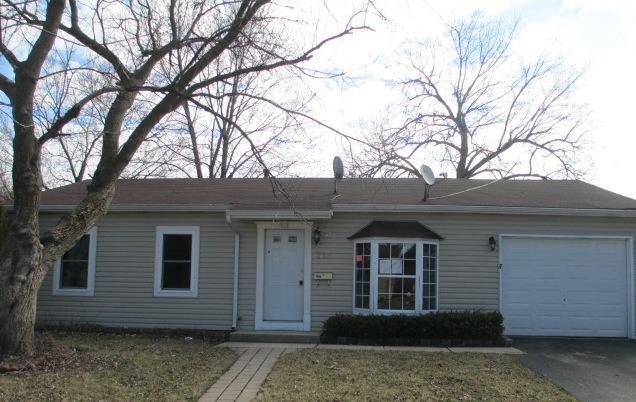 715 Sunset Cir., Streamwood, IL 60107